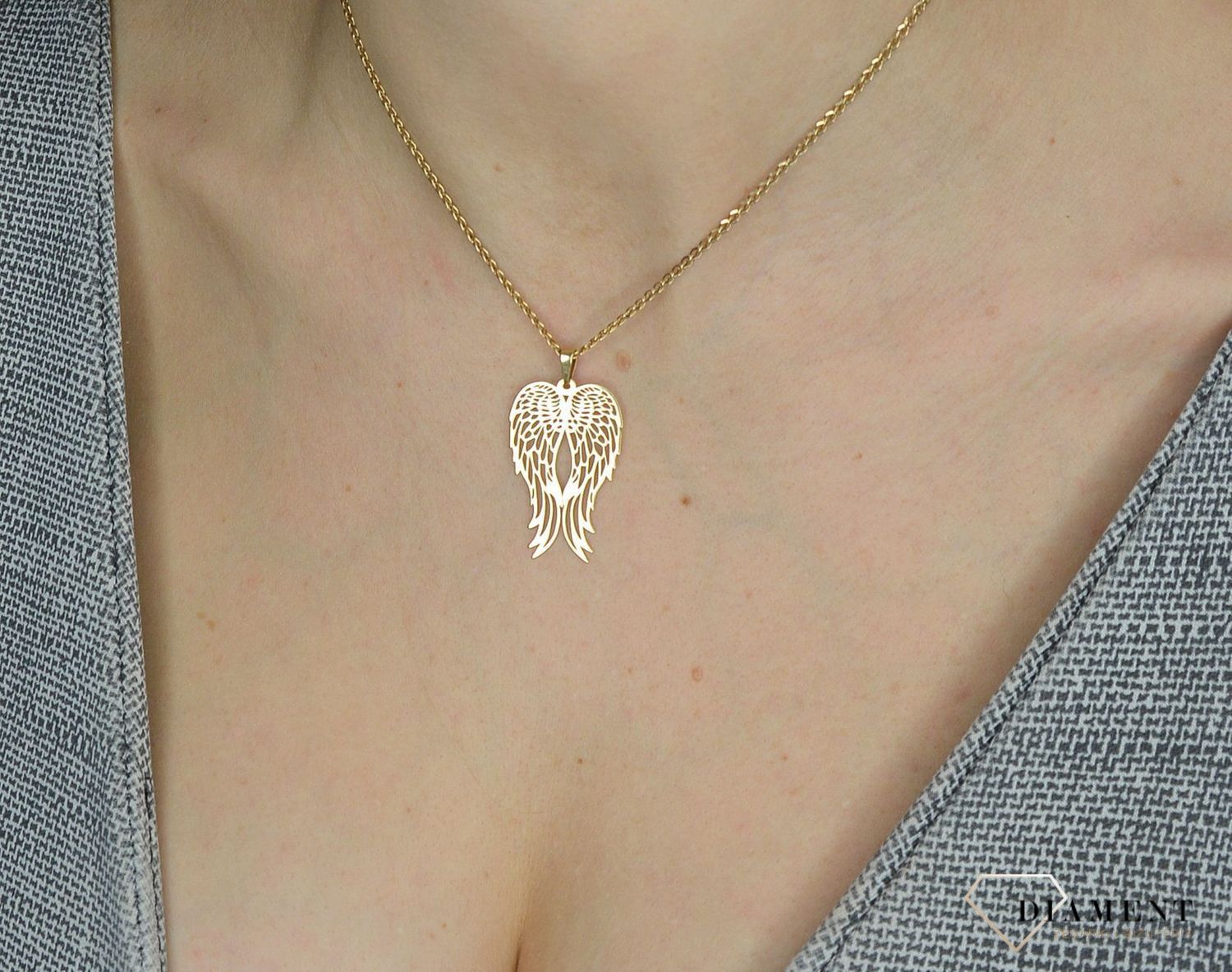 Złota zawieszka 585 skrzydła ZA 4629A.jpg